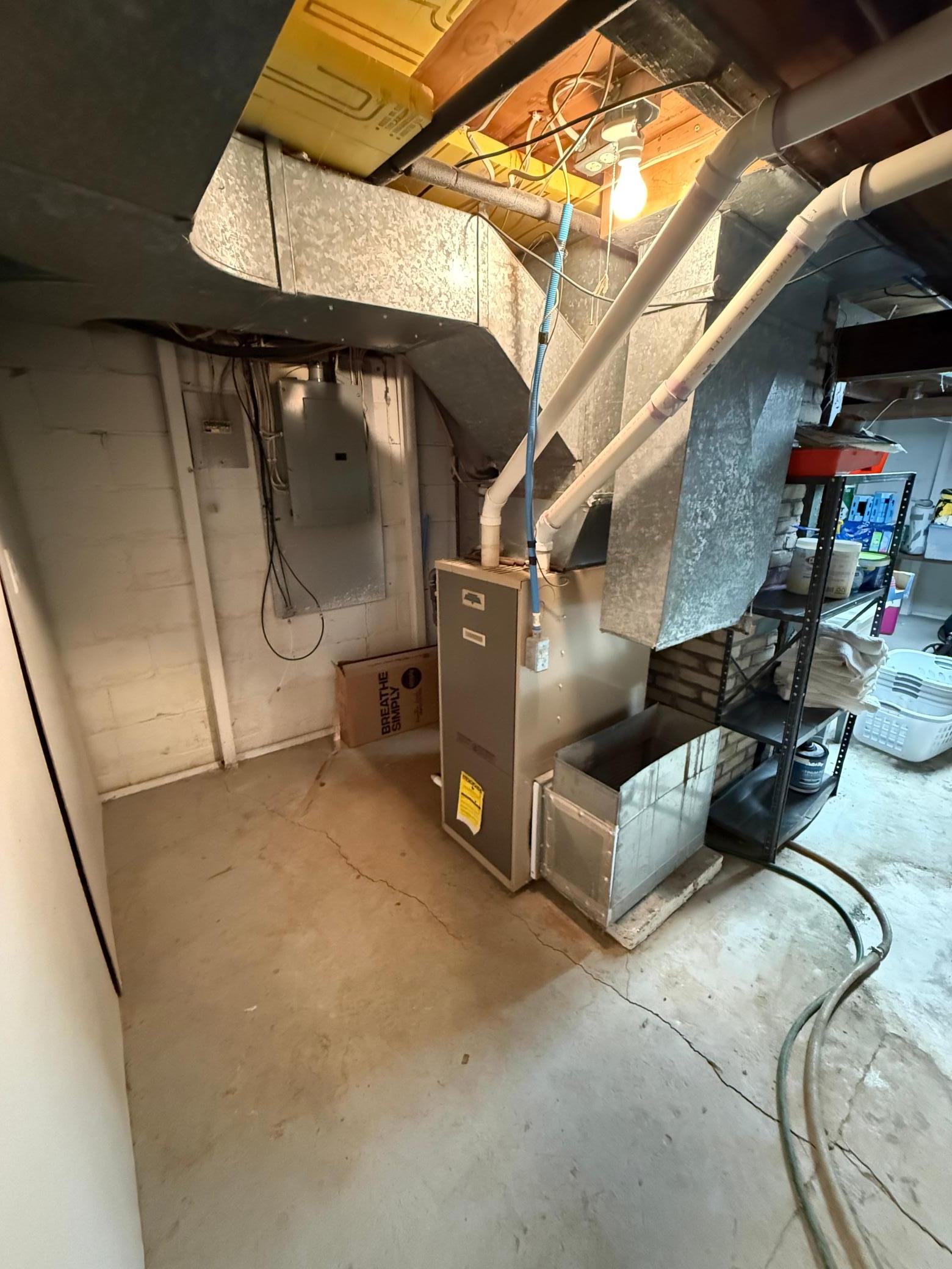 1947 single family home for sale at 1605 9th Street N in Fargo, ND — 1 bed, 1 bath (photo 17 of 18)