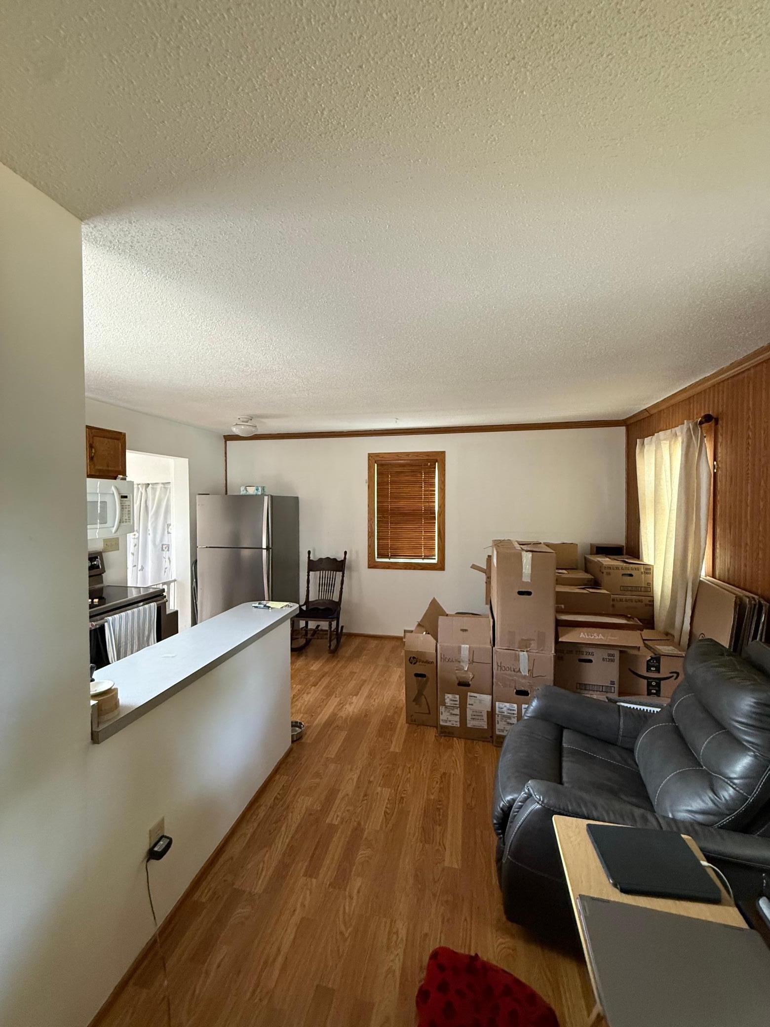 1947 single family home for sale at 1605 9th Street N in Fargo, ND — 1 bed, 1 bath (photo 8 of 18)