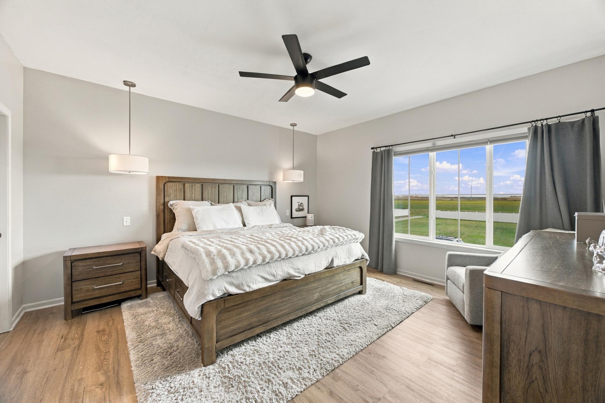 2017 single family home for sale at 6183 58th Street S in Fargo, ND — 3 bed, 3 bath (photo 18 of 42)