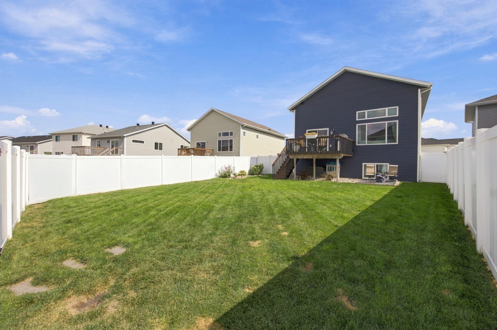 2017 single family home for sale at 6183 58th Street S in Fargo, ND — 3 bed, 3 bath (photo 40 of 42)