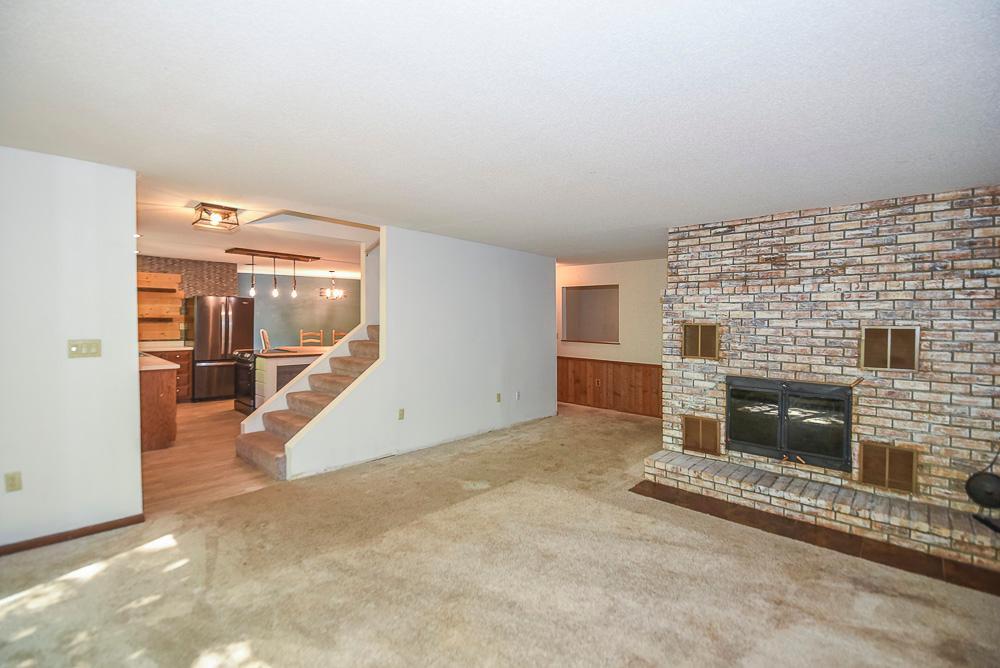 1981 single family home for sale at 15880 Ashmun Road in Brainerd, MN — 4 bed, 2 bath (photo 17 of 44)