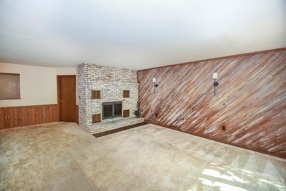 1981 single family home for sale at 15880 Ashmun Road in Brainerd, MN — 4 bed, 2 bath (photo 18 of 44)