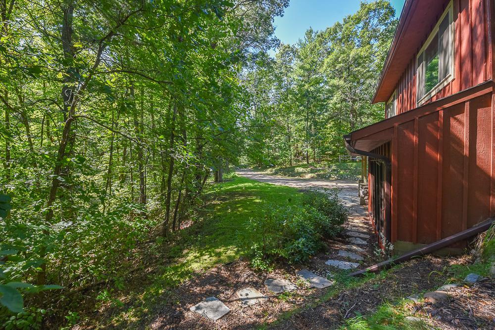 1981 single family home for sale at 15880 Ashmun Road in Brainerd, MN — 4 bed, 2 bath (photo 35 of 44)
