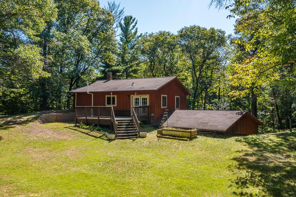 1981 single family home for sale at 15880 Ashmun Road in Brainerd, MN — 4 bed, 2 bath (photo 6 of 44)