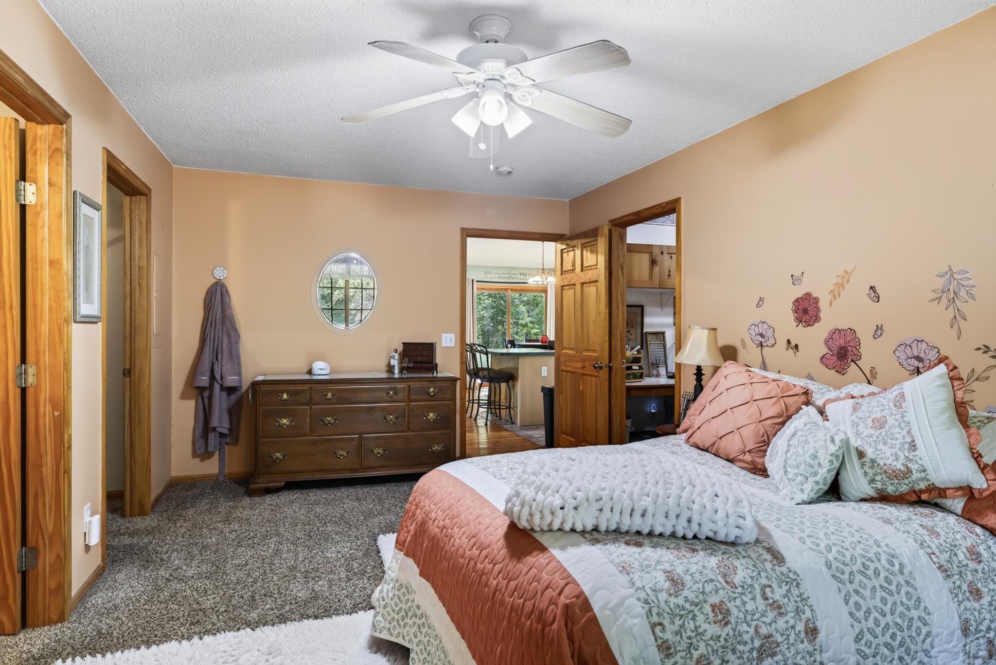 2001 single family home for sale at 1587 SW Stallion Road in Pillager, MN — 3 bed, 2 bath (photo 13 of 37)