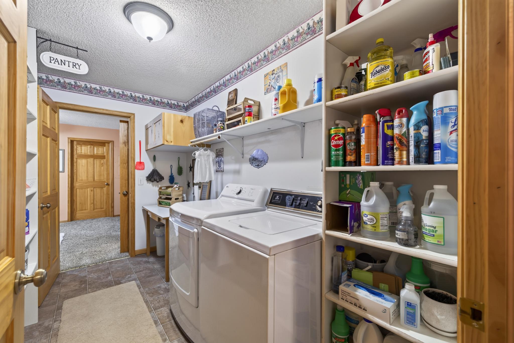 2001 single family home for sale at 1587 SW Stallion Road in Pillager, MN — 3 bed, 2 bath (photo 21 of 37)