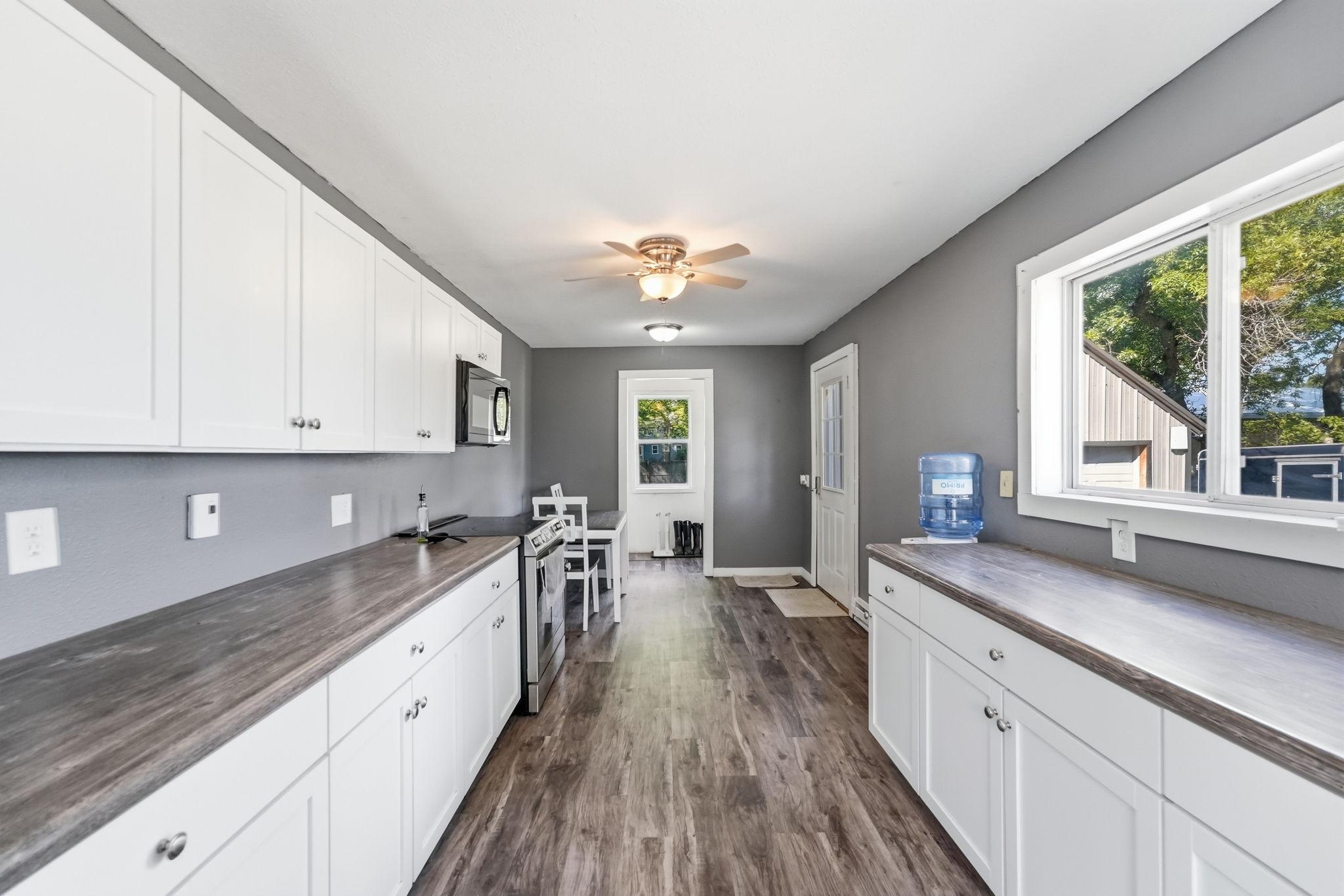 1882 single family home for sale at 150 W Church Avenue in Nelson, MN — 4 bed, 2 bath (photo 11 of 24)