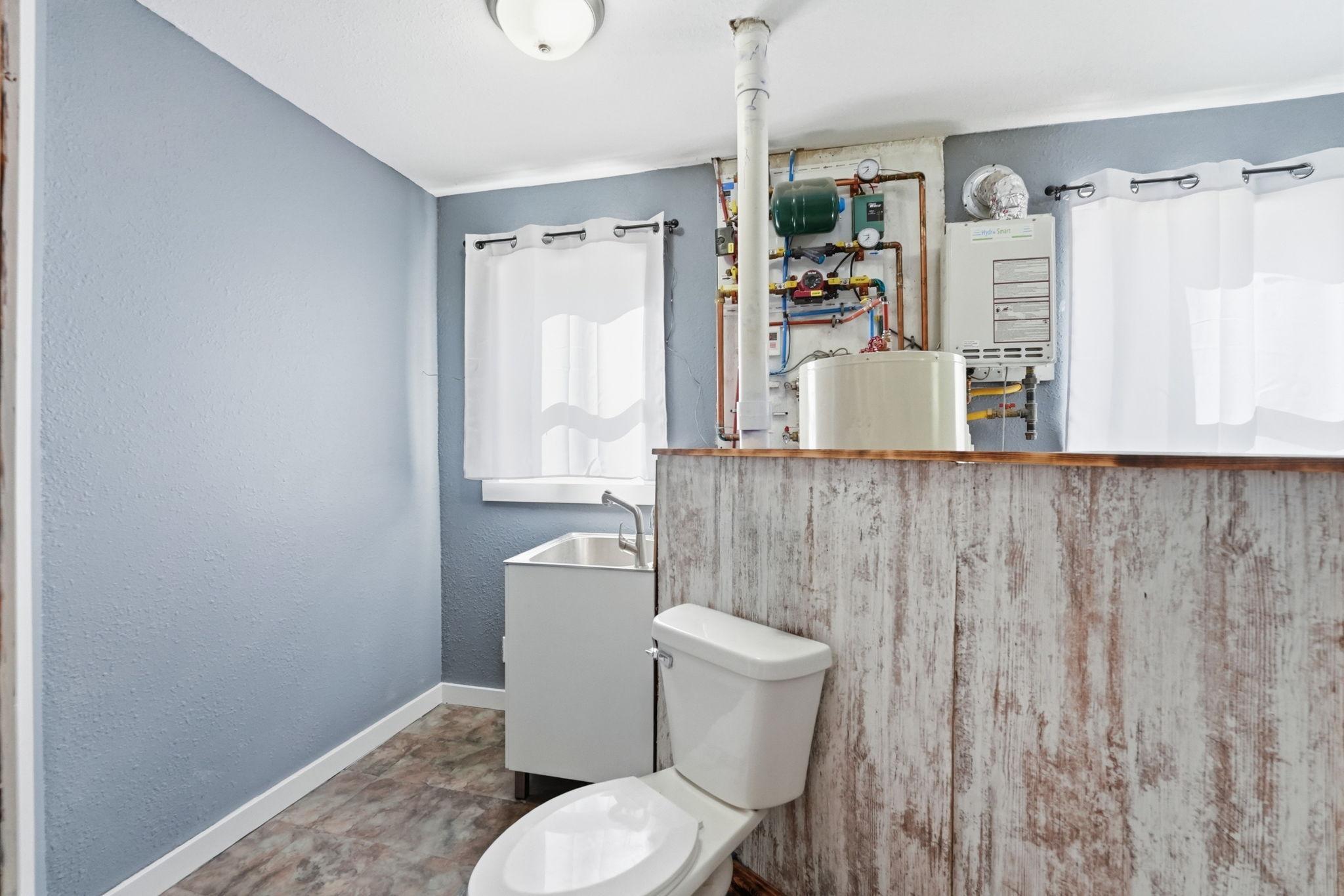 1882 single family home for sale at 150 W Church Avenue in Nelson, MN — 4 bed, 2 bath (photo 17 of 24)