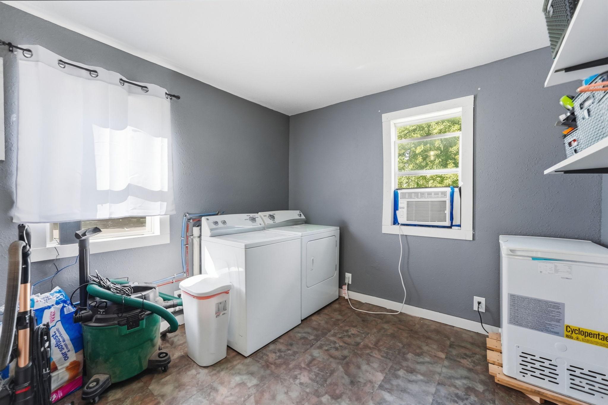 1882 single family home for sale at 150 W Church Avenue in Nelson, MN — 4 bed, 2 bath (photo 23 of 24)