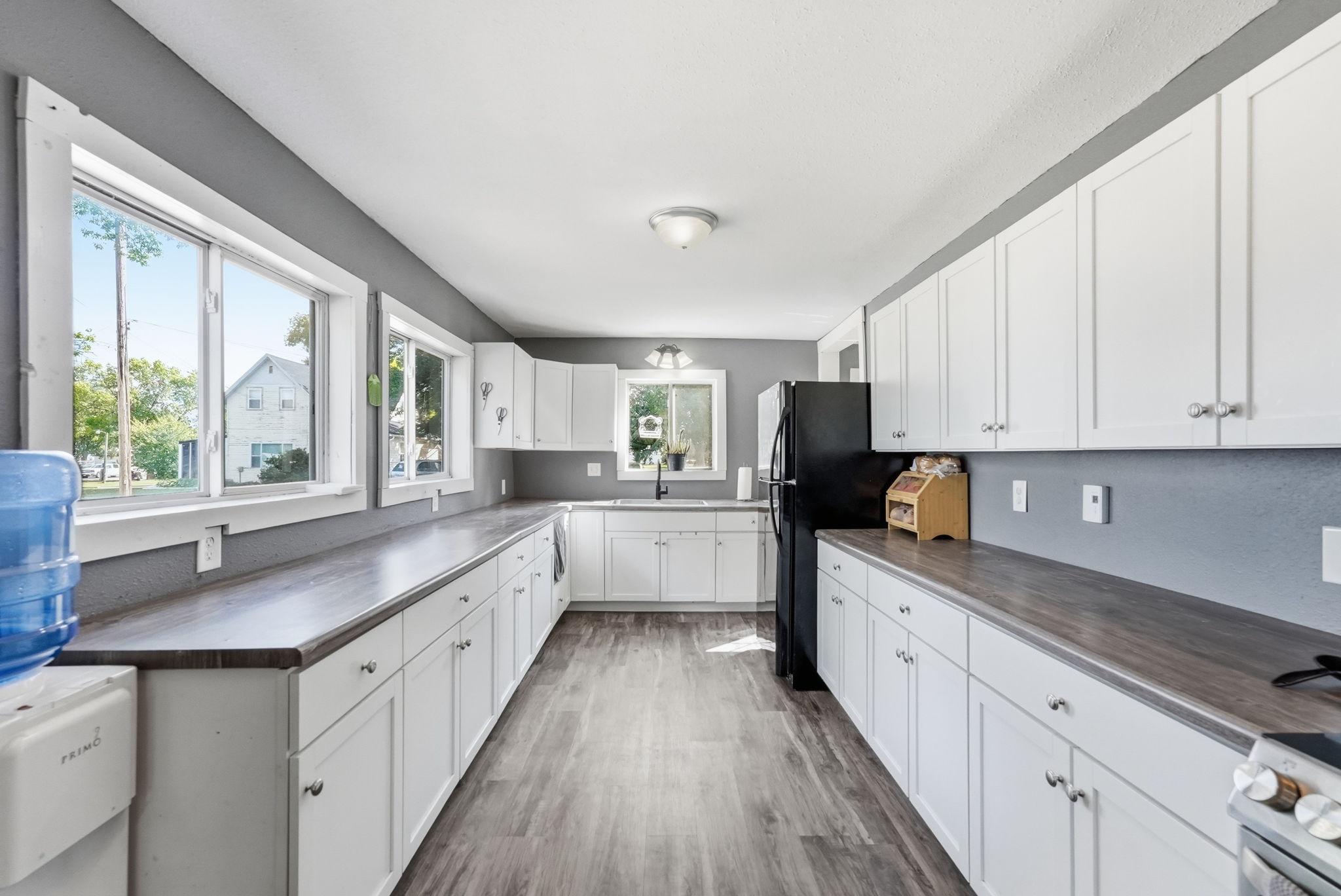 1882 single family home for sale at 150 W Church Avenue in Nelson, MN — 4 bed, 2 bath (photo 10 of 24)
