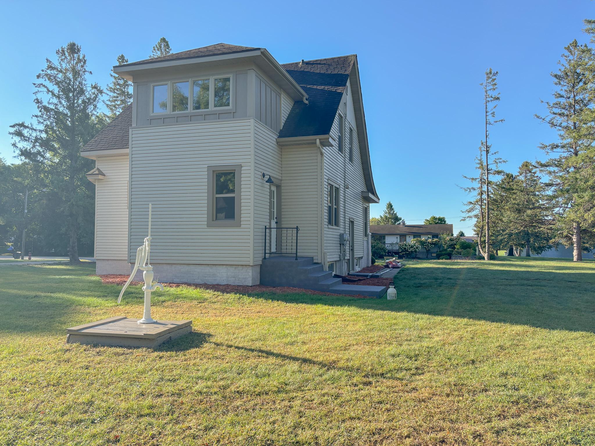 1920 single family home for sale at 502 W Broadway Avenue in Elizabeth, MN — 3 bed, 2 bath (photo 45 of 57)