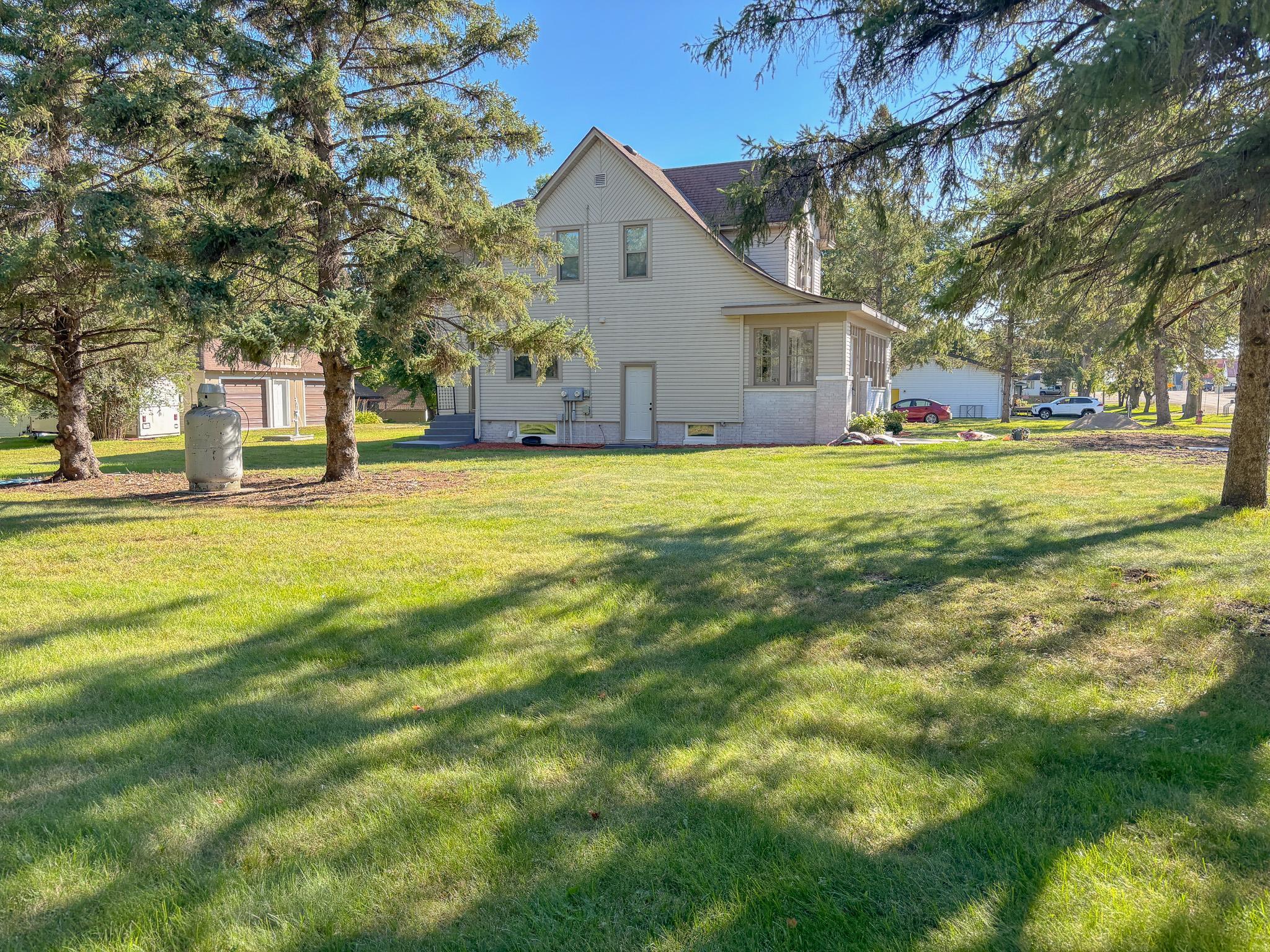 1920 single family home for sale at 502 W Broadway Avenue in Elizabeth, MN — 3 bed, 2 bath (photo 48 of 57)