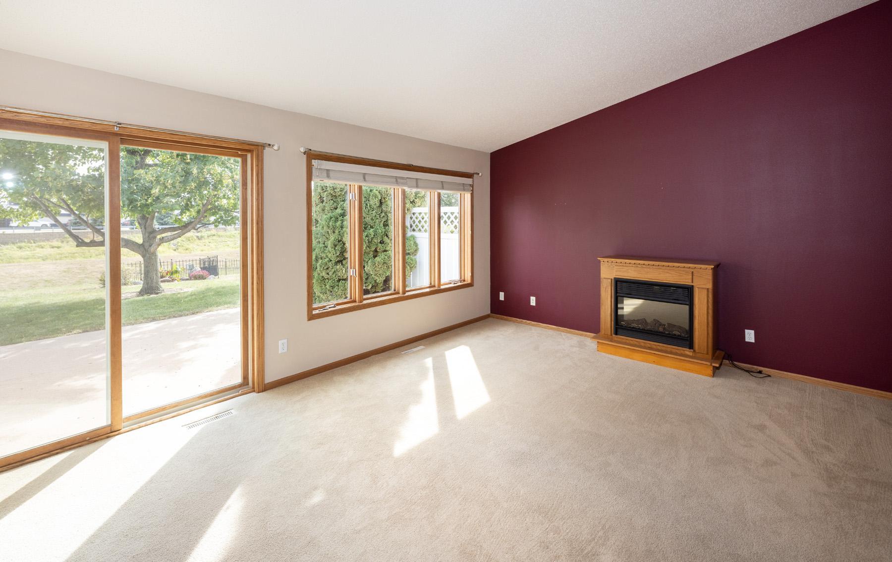2003 townhouse for sale at 807 Morningside Drive in Casselton, ND — 2 bed, 2 bath (photo 11 of 33)