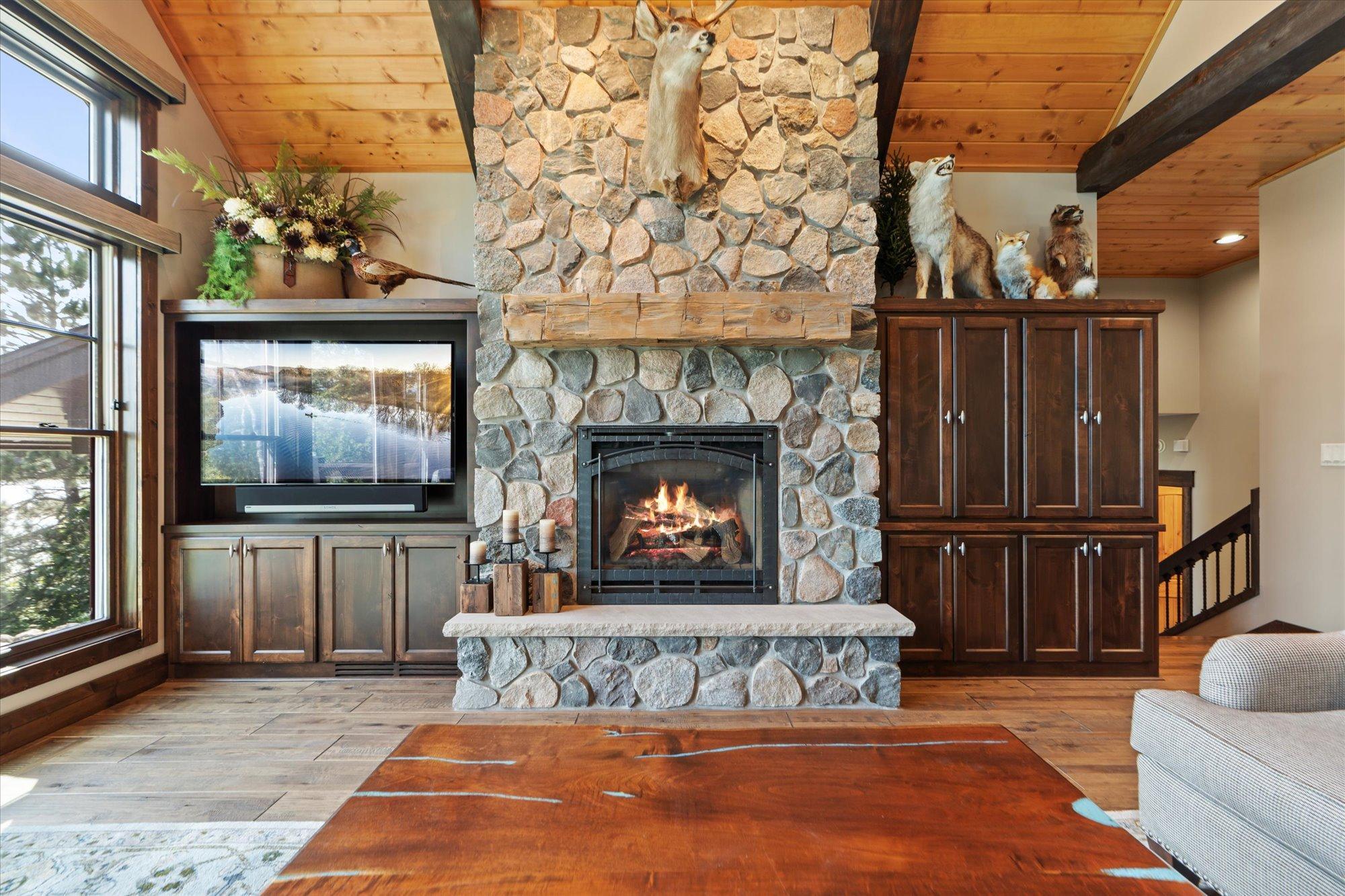 2017 single family home for sale at 16497 W Eagle Lake Road in Fifty Lakes, MN — 5 bed, 5 bath (photo 11 of 55)