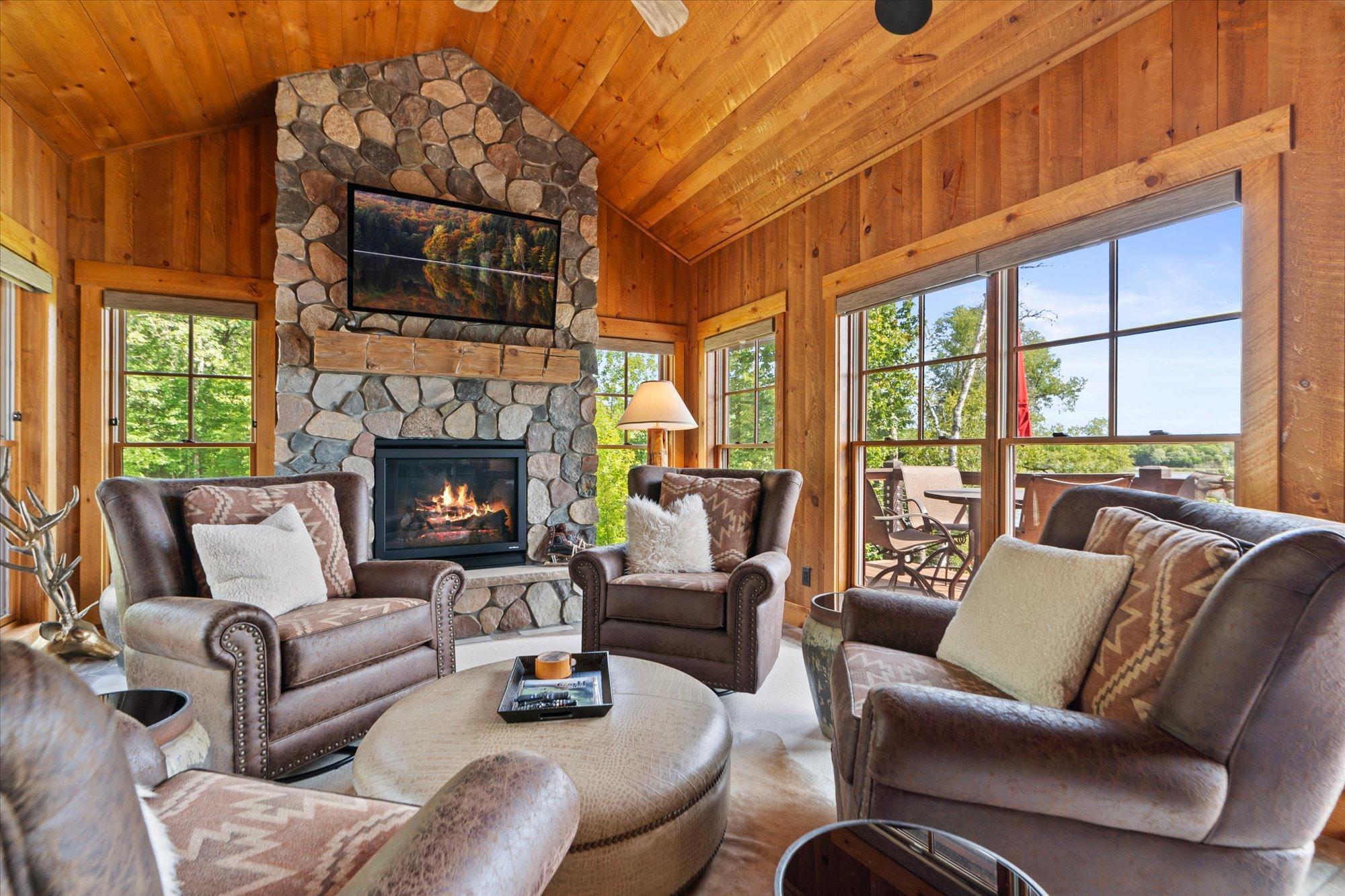 2017 single family home for sale at 16497 W Eagle Lake Road in Fifty Lakes, MN — 5 bed, 5 bath (photo 13 of 55)