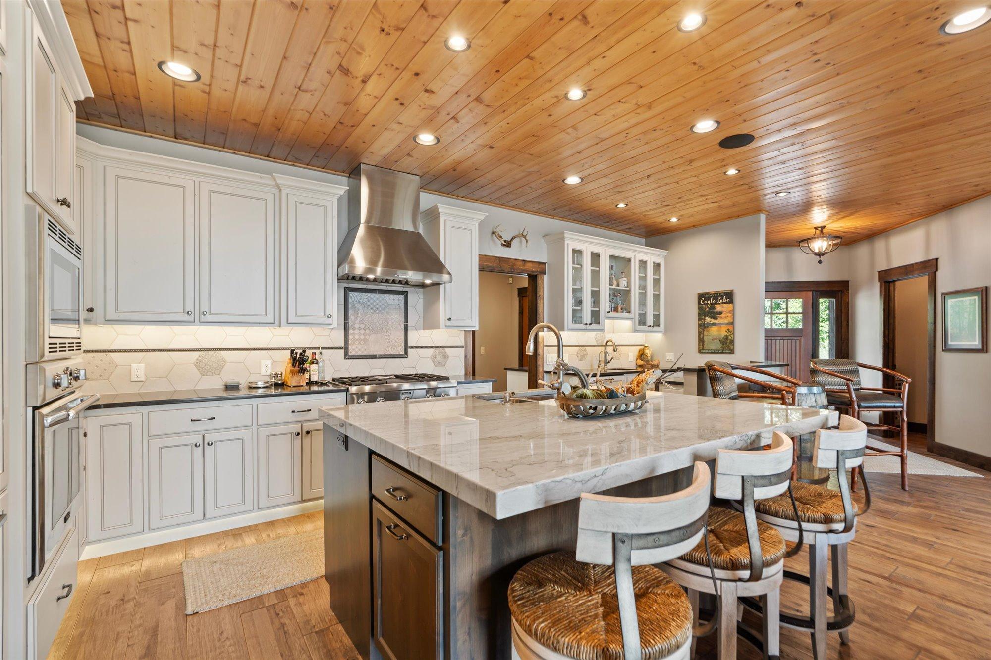 2017 single family home for sale at 16497 W Eagle Lake Road in Fifty Lakes, MN — 5 bed, 5 bath (photo 15 of 55)