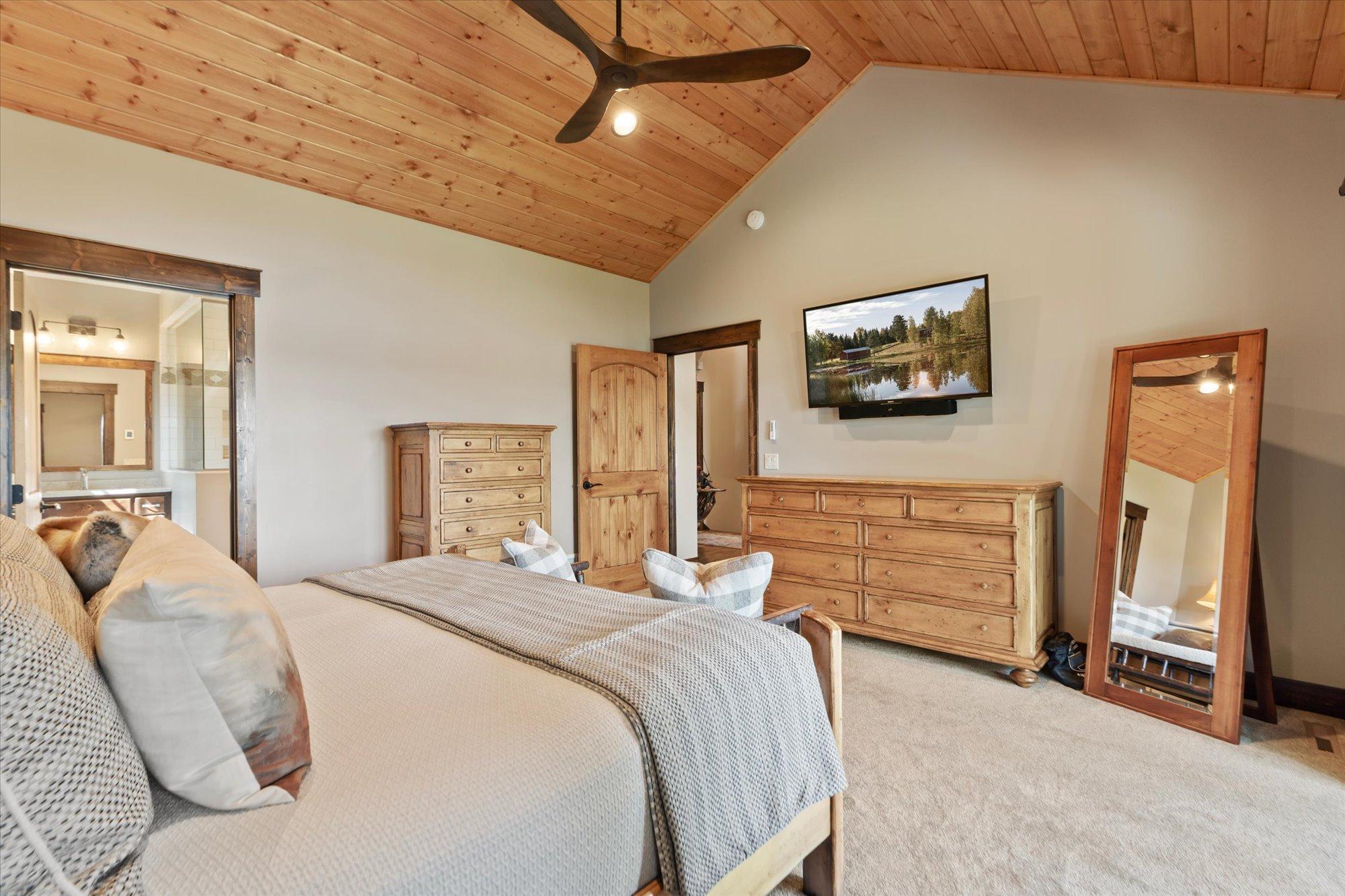 2017 single family home for sale at 16497 W Eagle Lake Road in Fifty Lakes, MN — 5 bed, 5 bath (photo 26 of 55)
