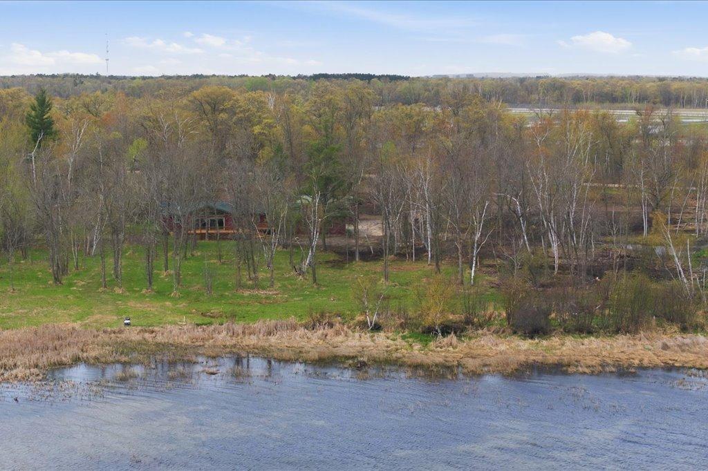 2002 single family home for sale at 18352 Johnson Road in Brainerd, MN — 3 bed, 3 bath (photo 2 of 73)