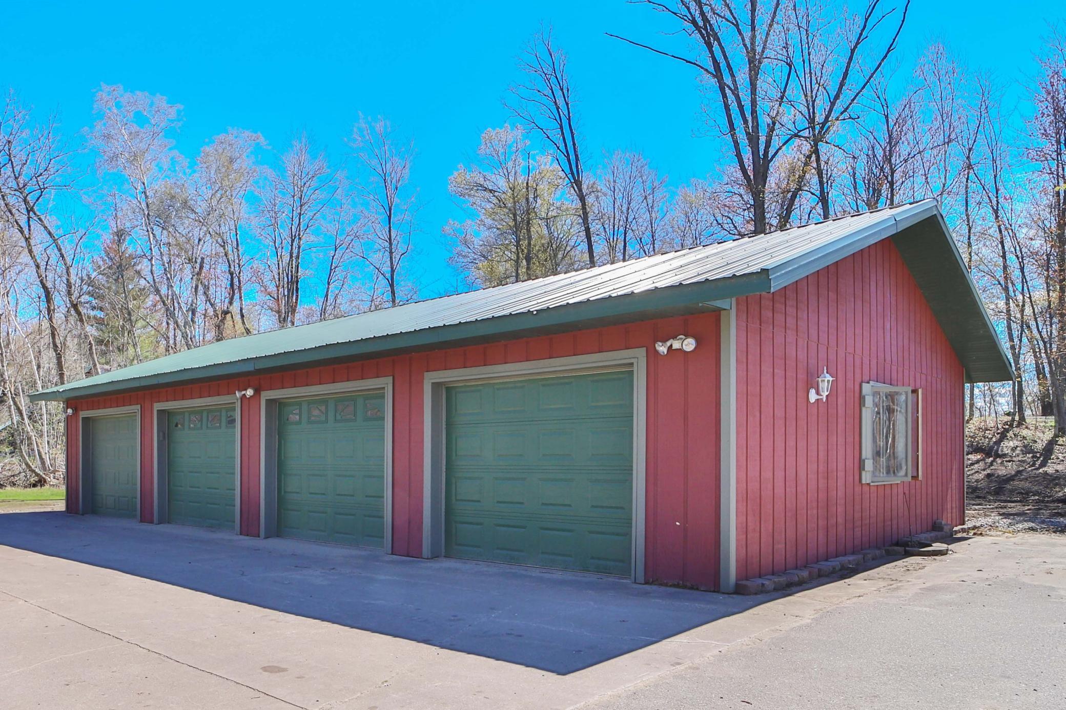2002 single family home for sale at 18352 Johnson Road in Brainerd, MN — 3 bed, 3 bath (photo 48 of 73)