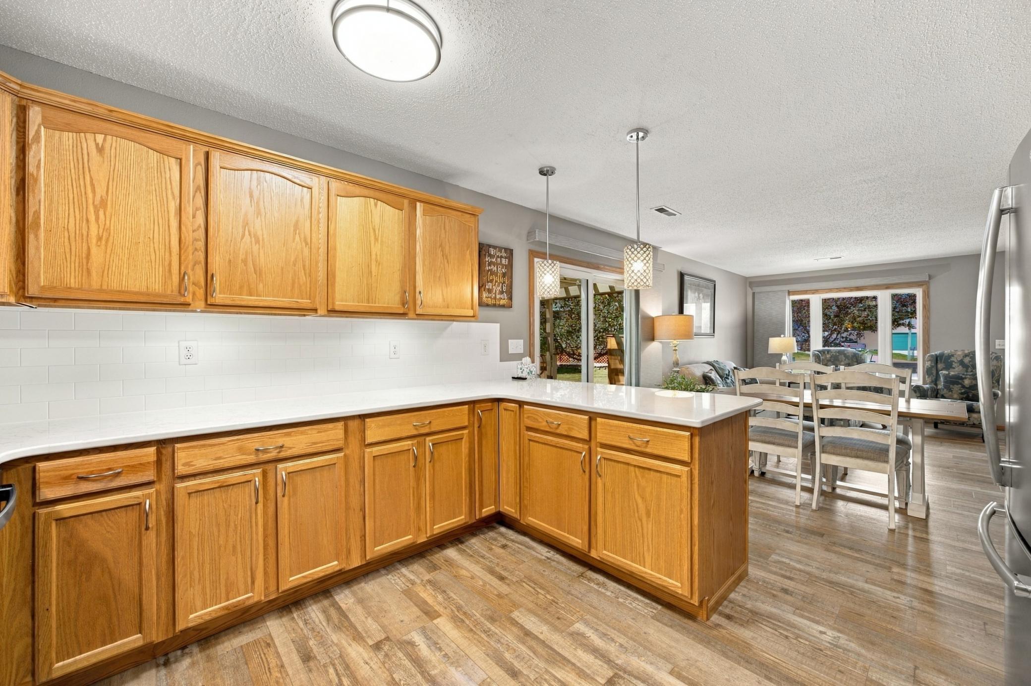 2007 single family home for sale at 1706 12th Street N in Wahpeton, ND — 3 bed, 2 bath (photo 13 of 36)