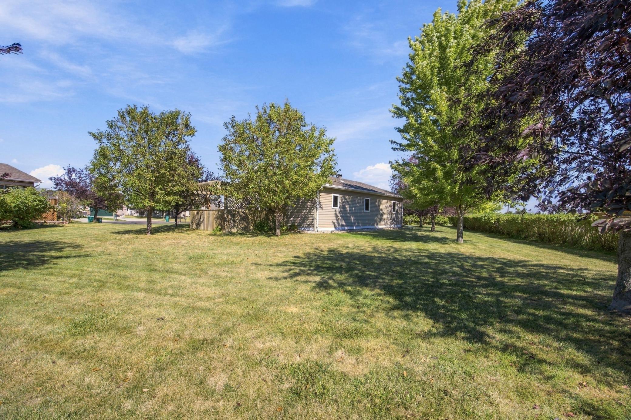2007 single family home for sale at 1706 12th Street N in Wahpeton, ND — 3 bed, 2 bath (photo 25 of 36)