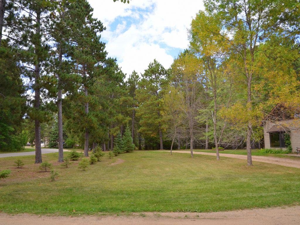 1980 single family home for sale at 15569 Conifer Circle in Park Rapids, MN — 3 bed, 2 bath (photo 7 of 51)