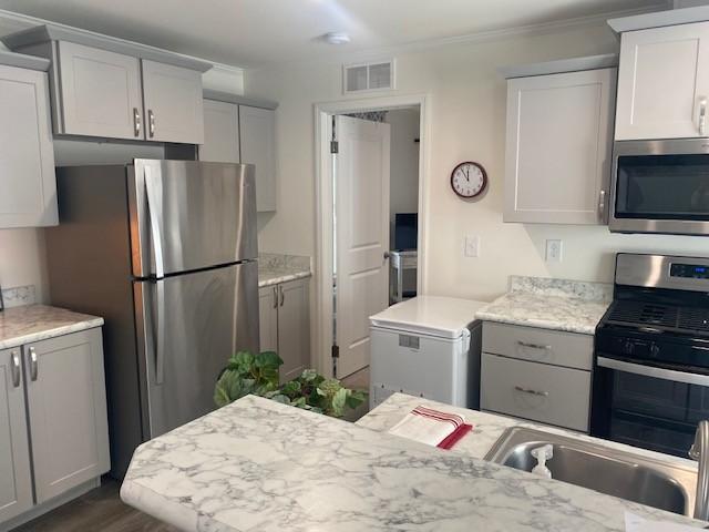 2024 single family home for sale at 603 SW 14th Avenue, Unit 2 in Grand Rapids, MN — 2 bed, 2 bath (photo 7 of 11)