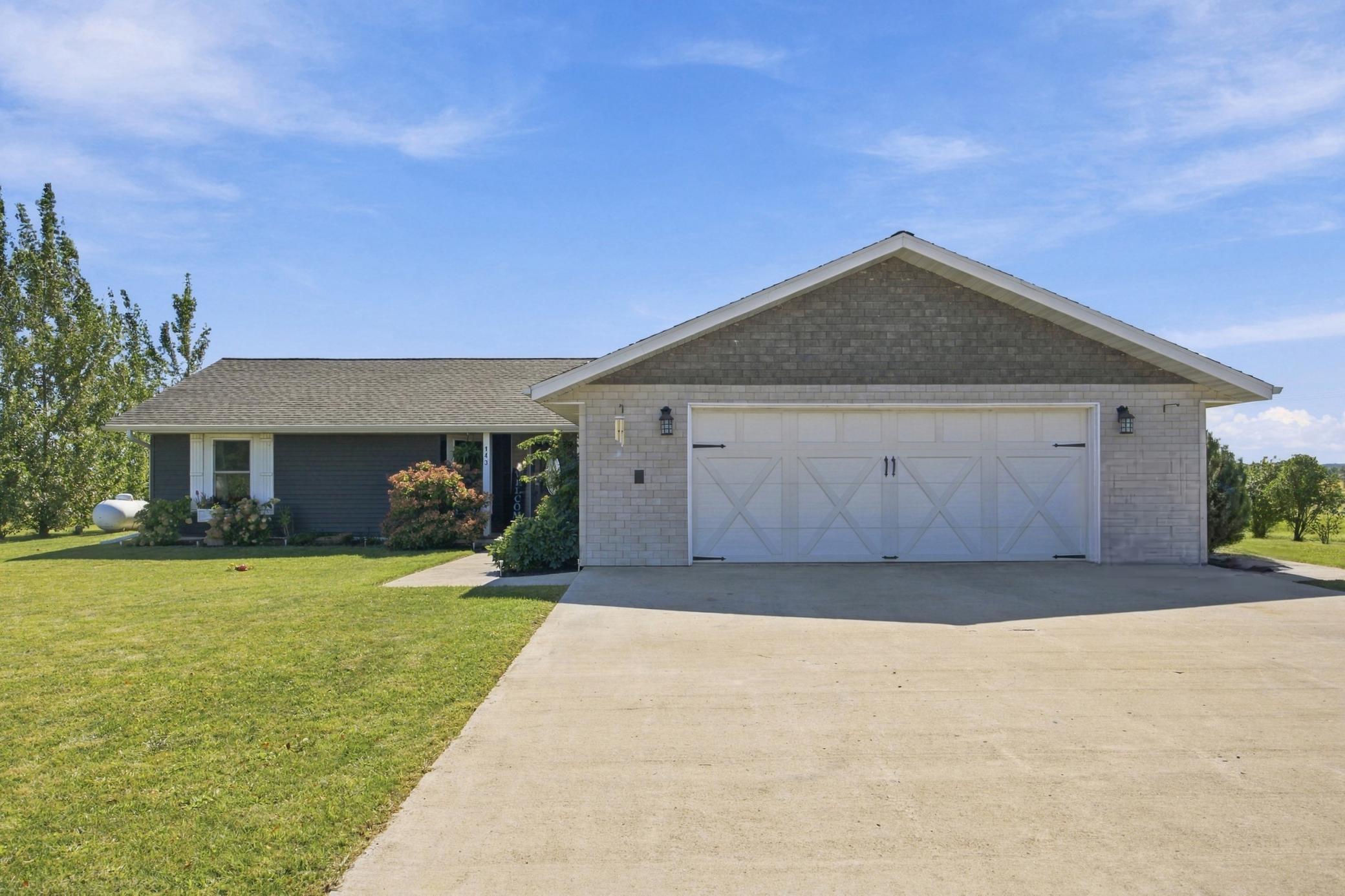 2015 single family home for sale at 143 Pheasant Street in Audubon, MN — 4 bed, 2 bath