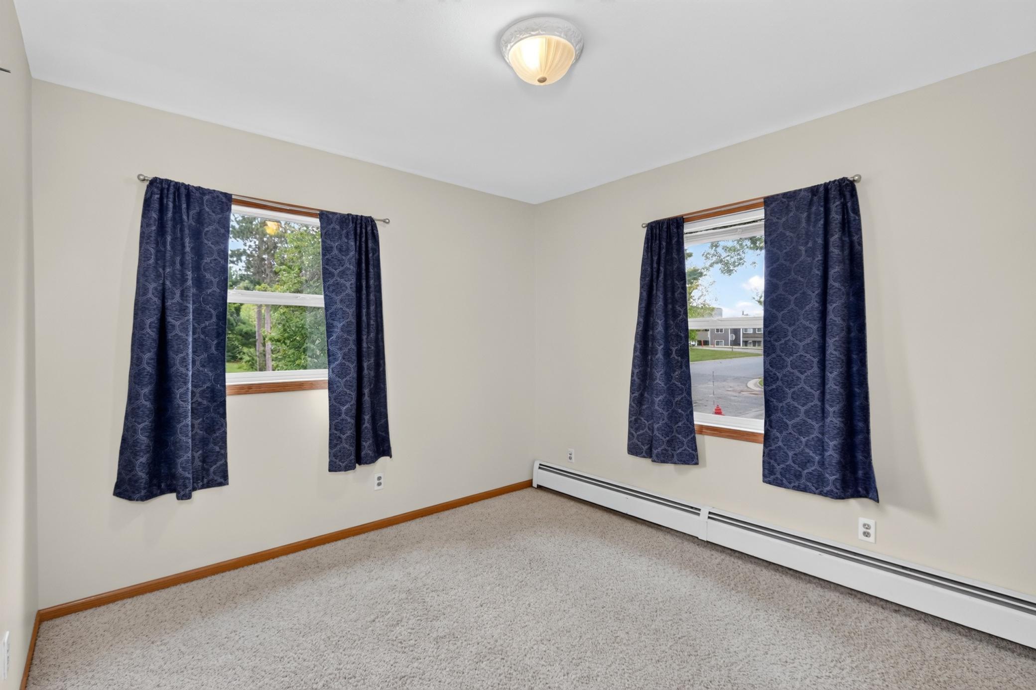 1974 single family home for sale at 826 Willow Lane in Grand Rapids, MN — 3 bed, 2 bath (photo 22 of 55)