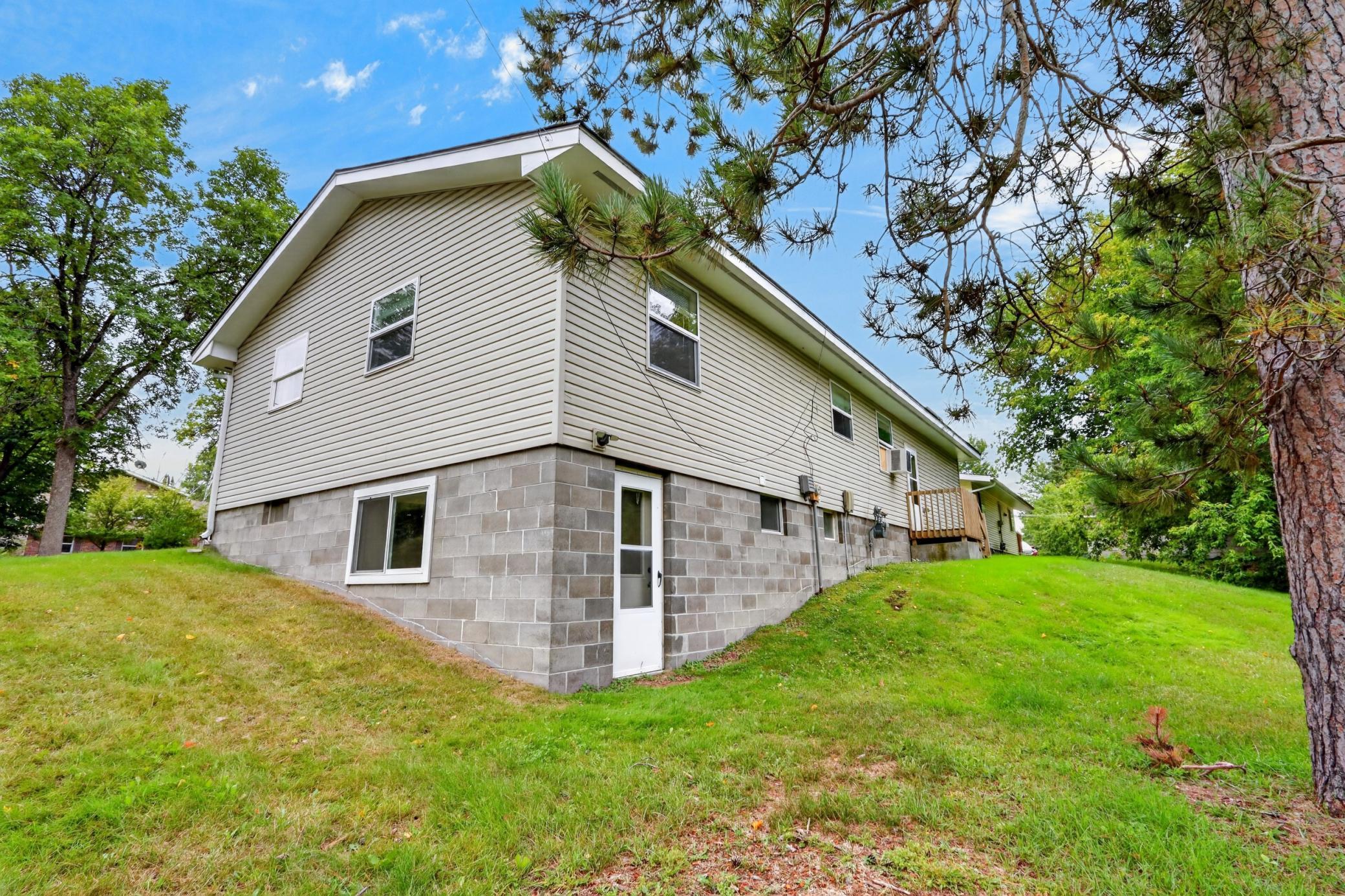 1974 single family home for sale at 826 Willow Lane in Grand Rapids, MN — 3 bed, 2 bath (photo 44 of 55)
