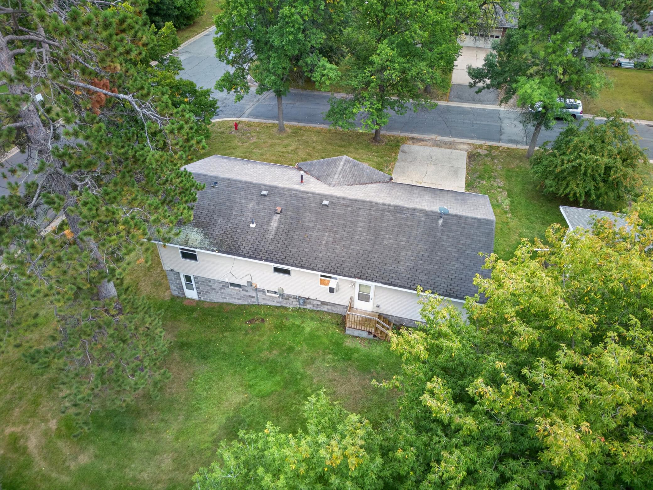 1974 single family home for sale at 826 Willow Lane in Grand Rapids, MN — 3 bed, 2 bath (photo 51 of 55)