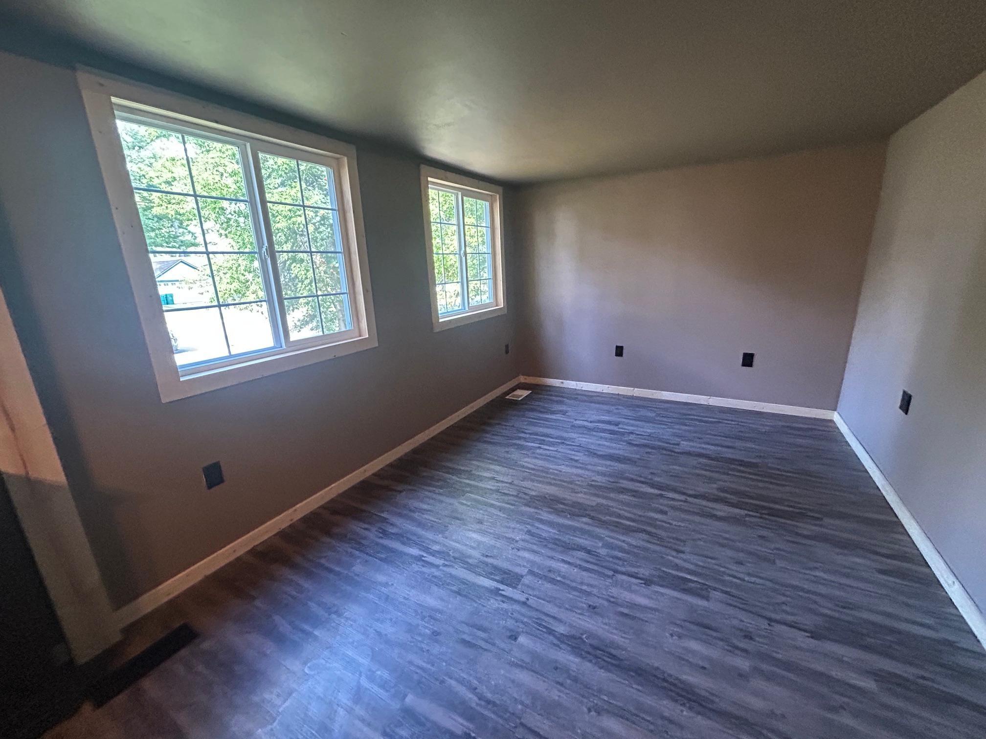 1940 single family home for sale at 822 NW 7th Avenue in Grand Rapids, MN — 2 bed, 1 bath (photo 7 of 13)