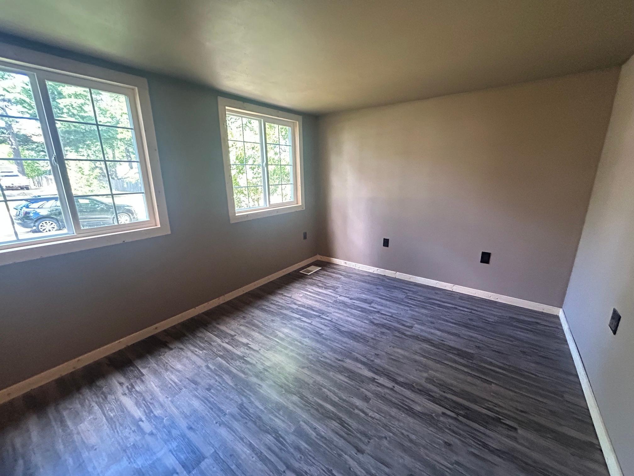 1940 single family home for sale at 822 NW 7th Avenue in Grand Rapids, MN — 2 bed, 1 bath (photo 9 of 13)