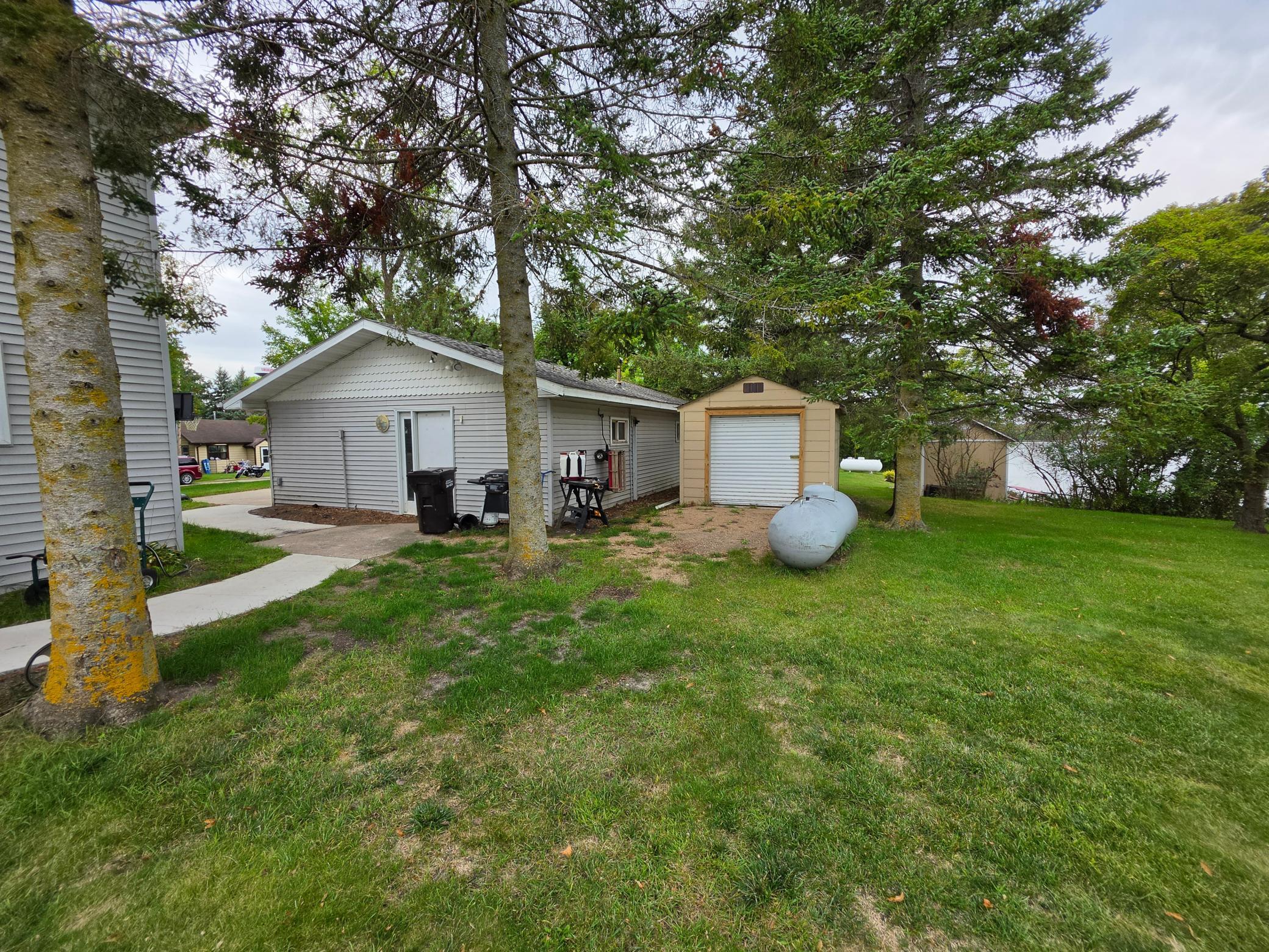 1895 single family home for sale at 204 Woodland Avenue W in Underwood, MN — 4 bed, 2 bath (photo 11 of 35)