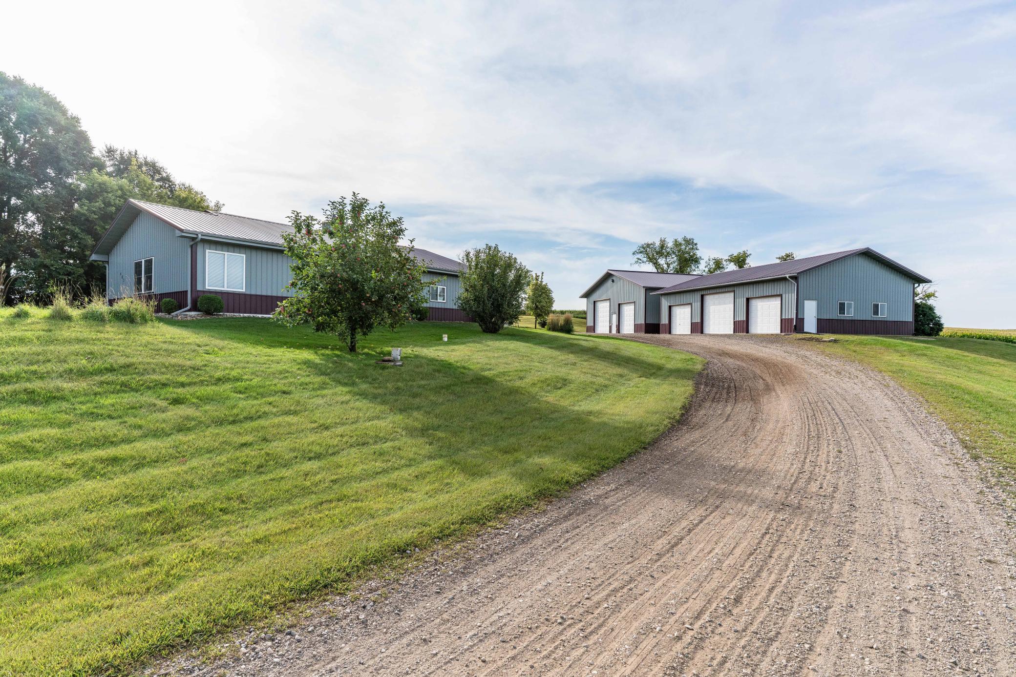 2011 single family home for sale at 403 W Prairie Avenue in Elizabeth, MN — 2 bed, 2 bath (photo 2 of 30)