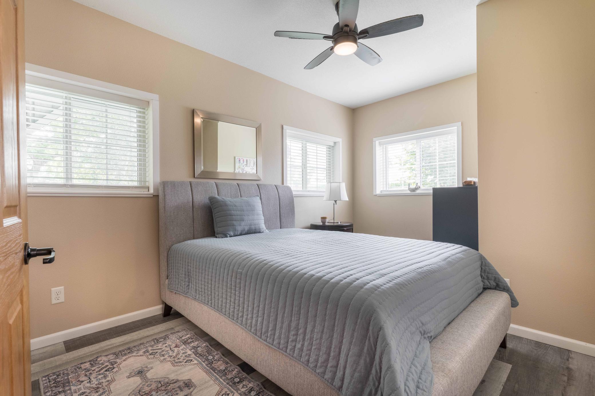 2011 single family home for sale at 403 W Prairie Avenue in Elizabeth, MN — 2 bed, 2 bath (photo 12 of 30)