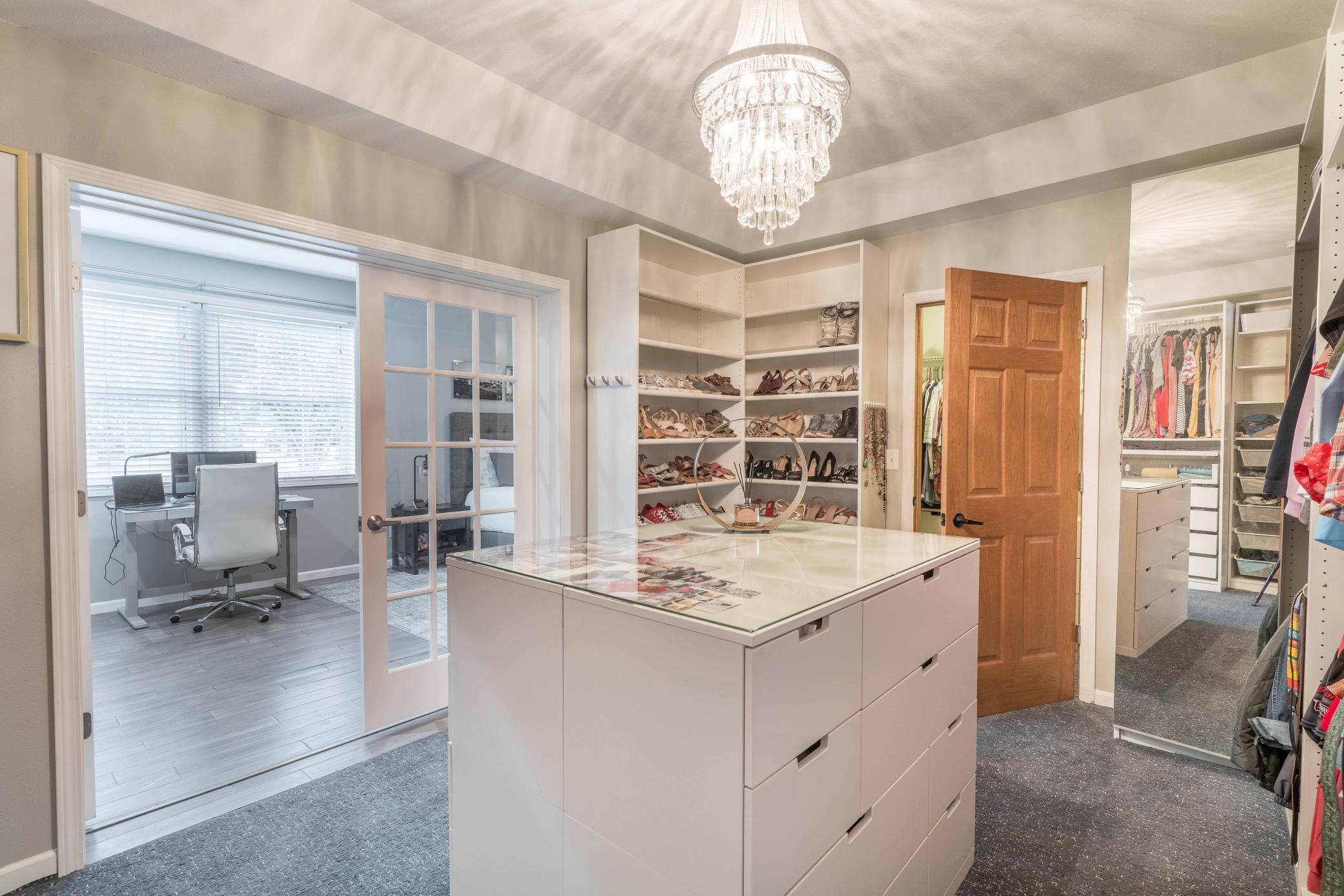 2011 single family home for sale at 403 W Prairie Avenue in Elizabeth, MN — 2 bed, 2 bath (photo 17 of 30)
