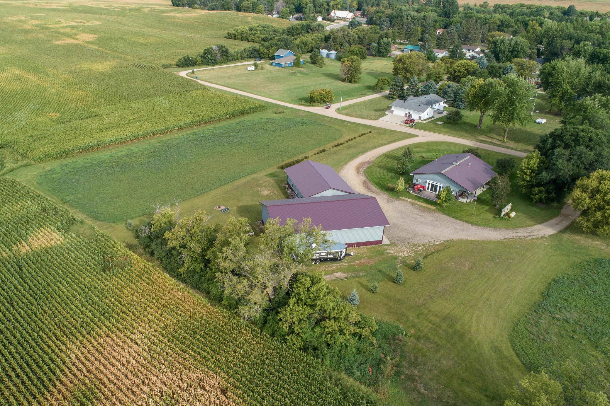 2011 single family home for sale at 403 W Prairie Avenue in Elizabeth, MN — 2 bed, 2 bath (photo 26 of 30)