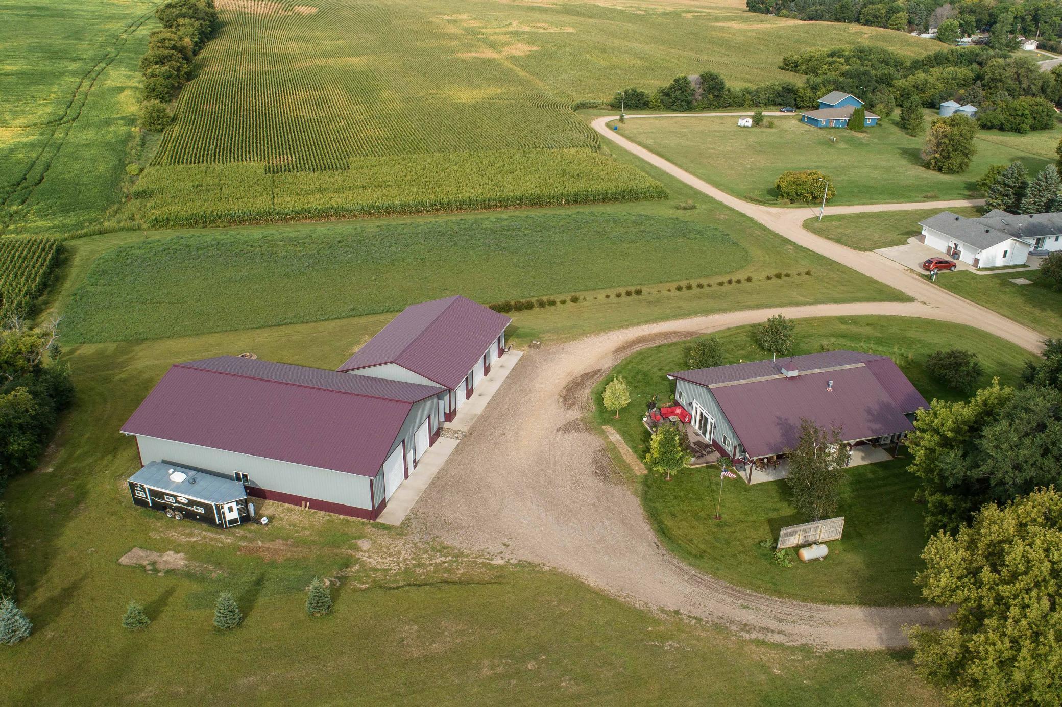 2011 single family home for sale at 403 W Prairie Avenue in Elizabeth, MN — 2 bed, 2 bath (photo 27 of 30)