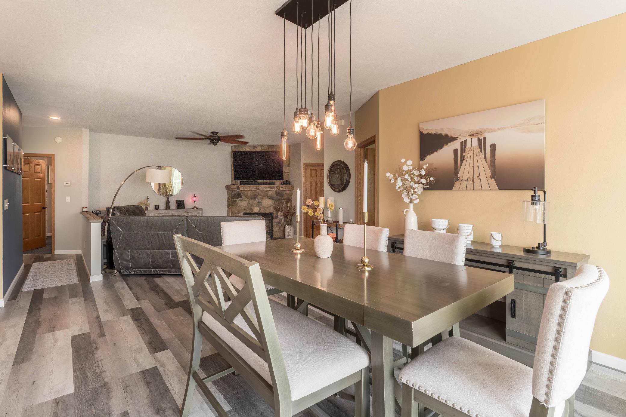 2011 single family home for sale at 403 W Prairie Avenue in Elizabeth, MN — 2 bed, 2 bath (photo 10 of 30)
