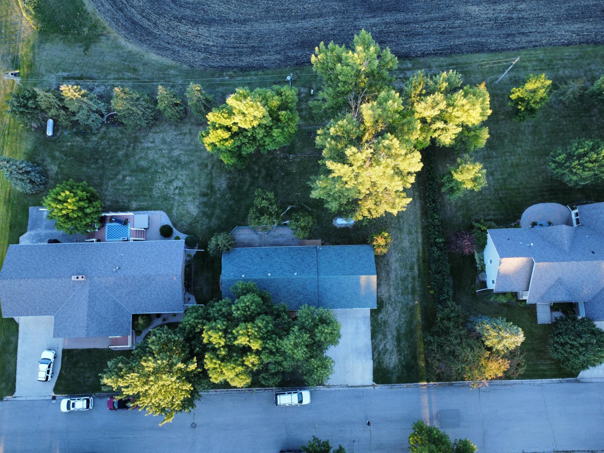 1968 single family home for sale at 504 E Franklin Avenue in Kennedy, MN — 3 bed, 2 bath (photo 17 of 24)