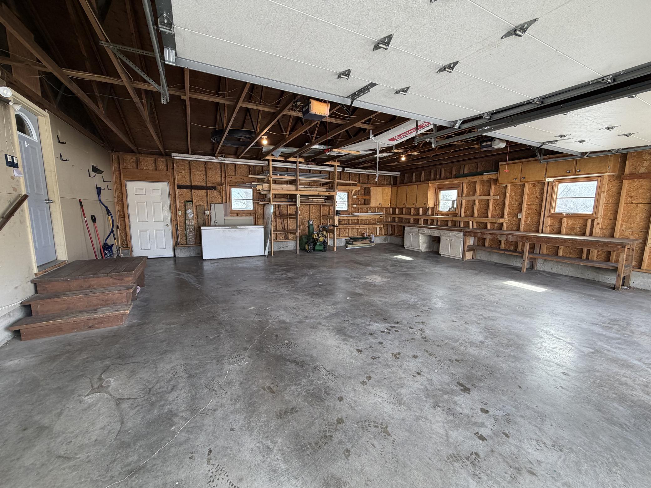 1968 single family home for sale at 504 E Franklin Avenue in Kennedy, MN — 3 bed, 2 bath (photo 7 of 24)