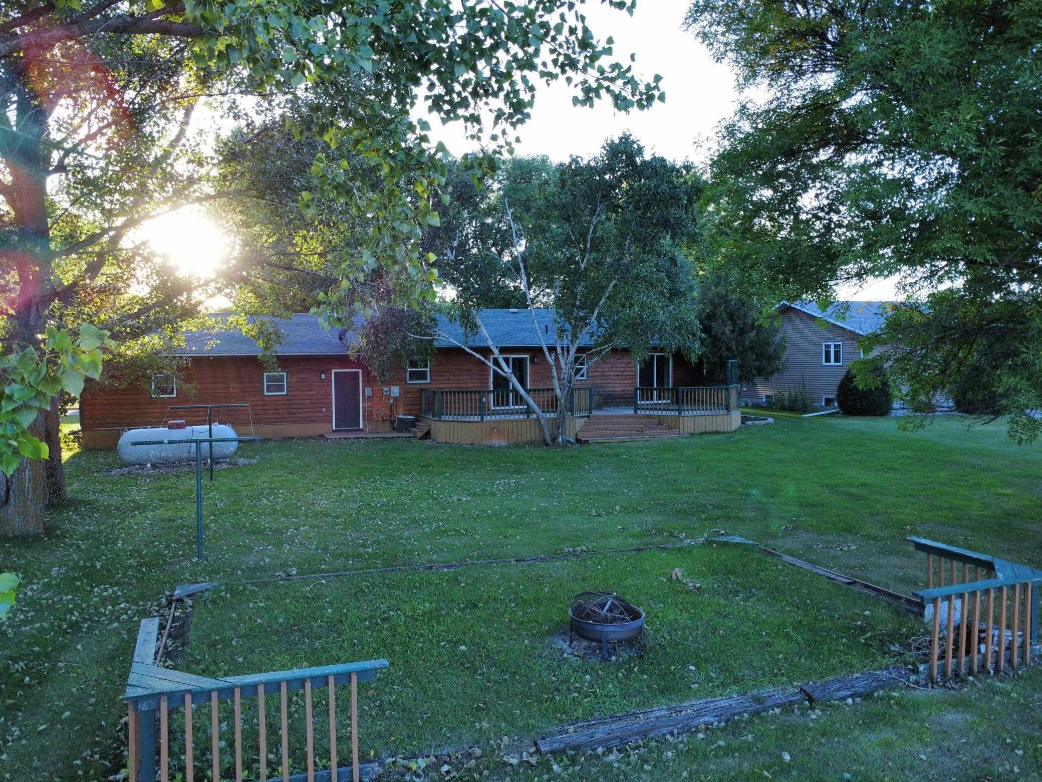 1968 single family home for sale at 504 E Franklin Avenue in Kennedy, MN — 3 bed, 2 bath (photo 10 of 24)
