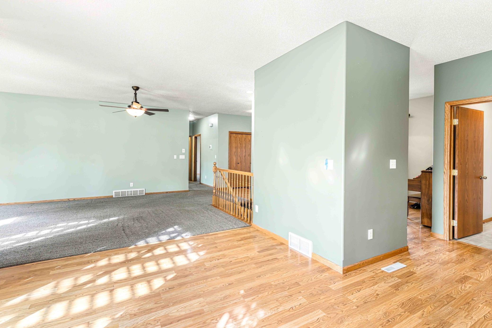 1999 single family home for sale at 1928 33rd Street S in Moorhead, MN — 5 bed, 3 bath (photo 17 of 46)