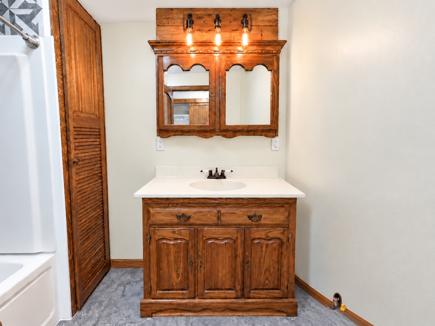1905 single family home for sale at 106 South Street W in Eagle Bend, MN — 1 bed, 1 bath (photo 13 of 26)