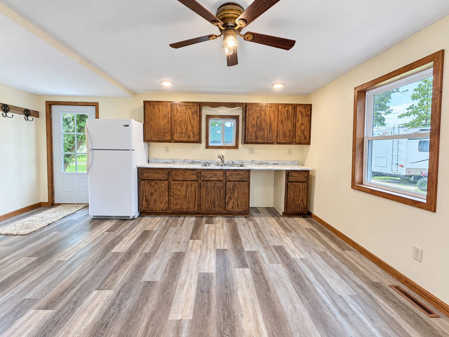 1905 single family home for sale at 106 South Street W in Eagle Bend, MN — 1 bed, 1 bath (photo 5 of 26)