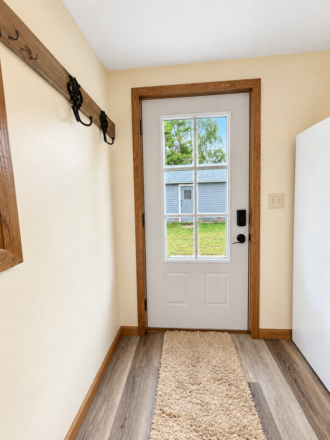 1905 single family home for sale at 106 South Street W in Eagle Bend, MN — 1 bed, 1 bath (photo 8 of 26)