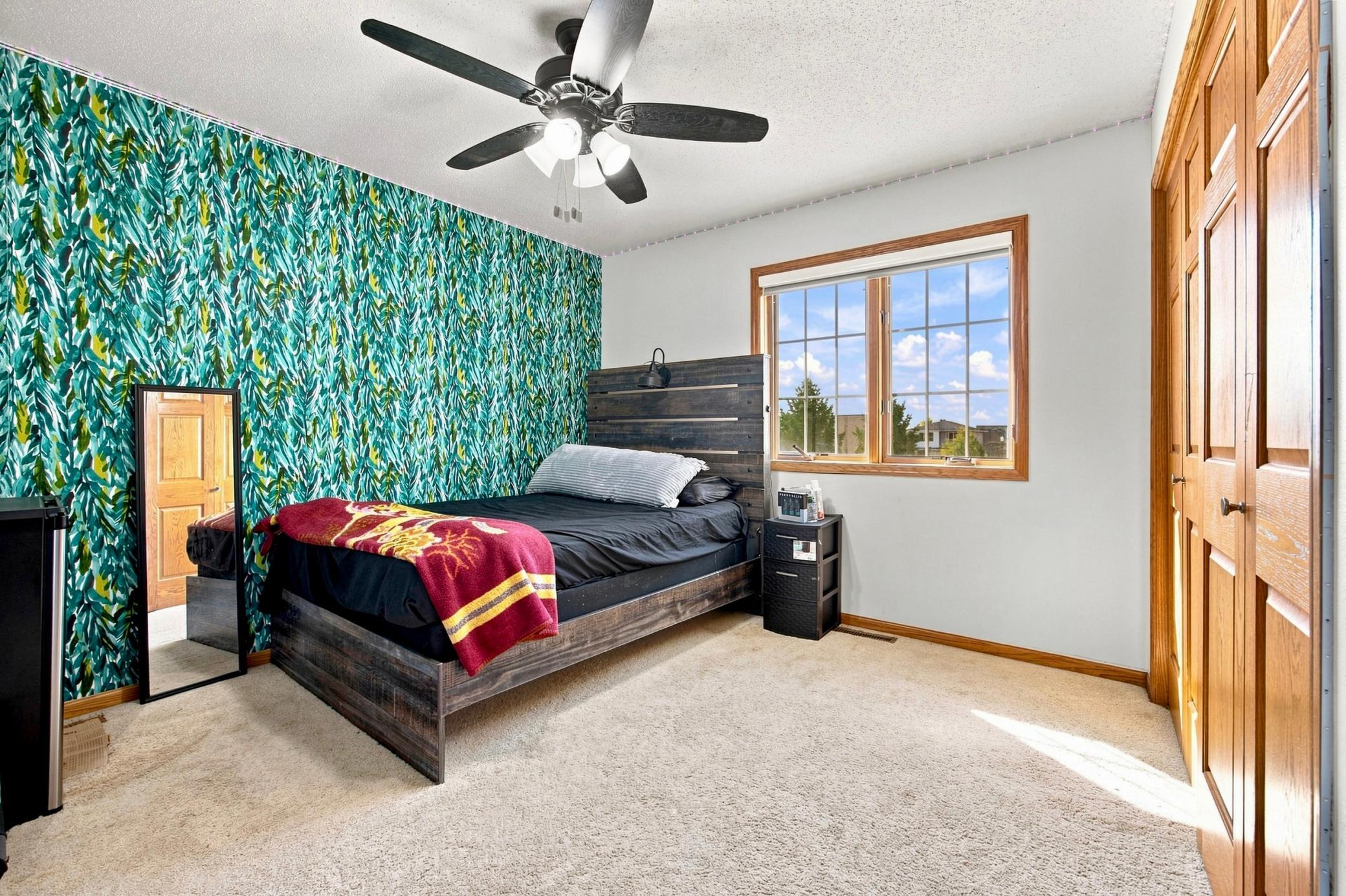 2006 single family home for sale at 609 Lexington Lane in Moorhead, MN — 6 bed, 4 bath (photo 14 of 37)