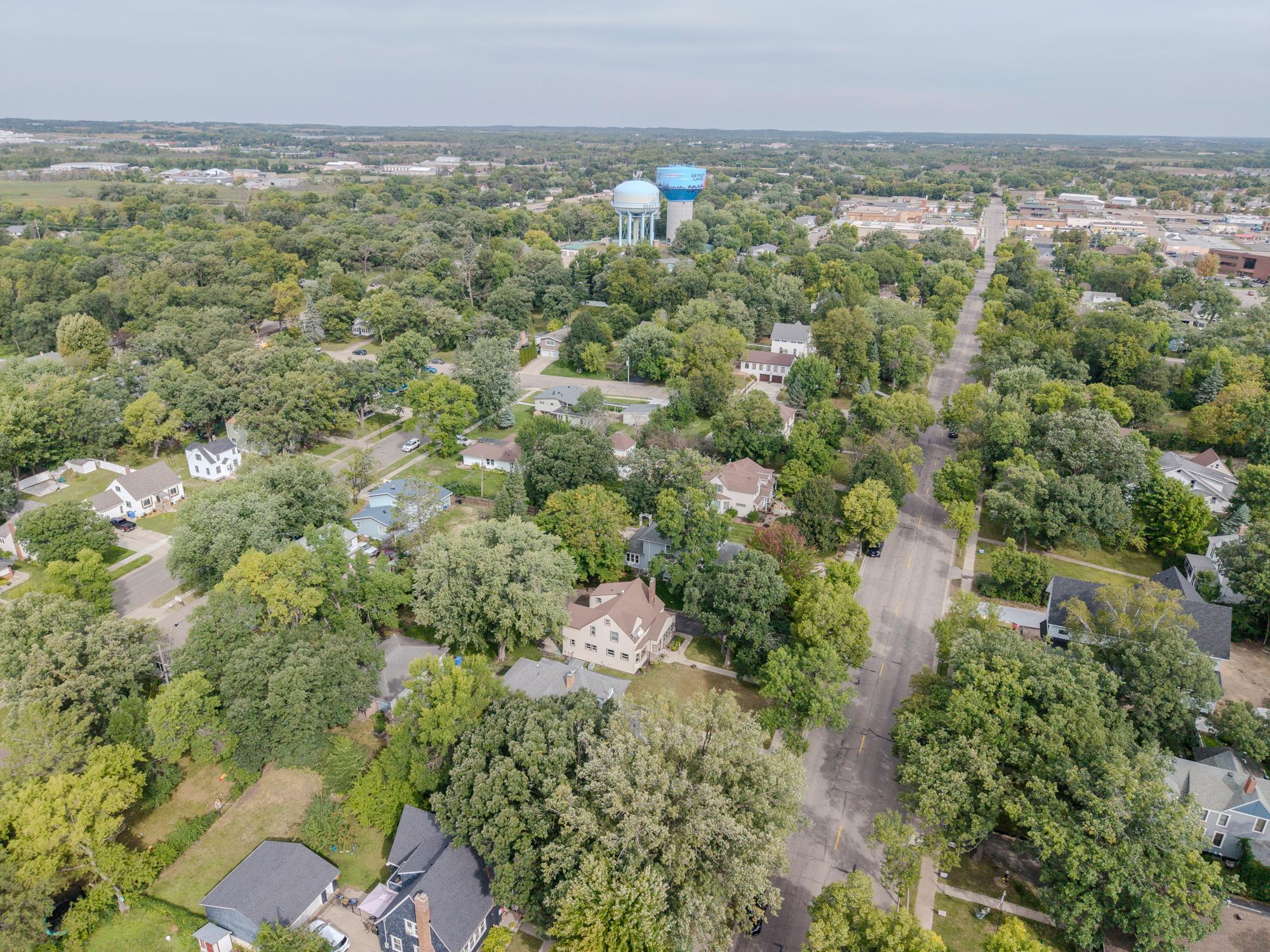 1910 single family home for sale at 1128 Summit Avenue in Detroit Lakes, MN — 4 bed, 3 bath (photo 44 of 44)
