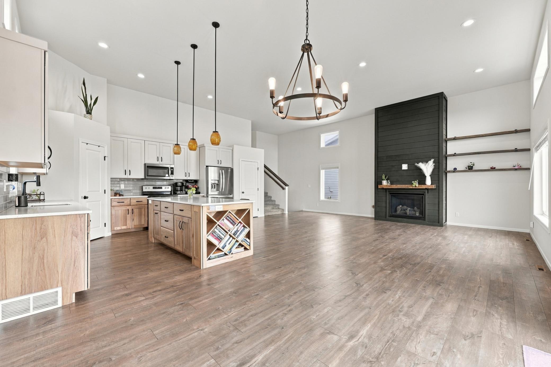 2021 single family home for sale at 7671 Cub Creek Way in Horace, ND — 4 bed, 3 bath (photo 15 of 36)